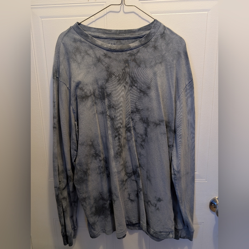 GAP men's long sleeve shirt (large)